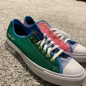 Converse size 11 shoe